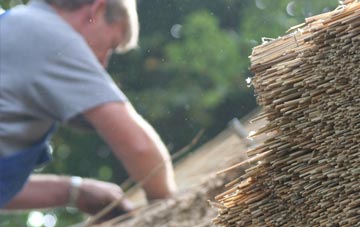 professional Cromwell Bottom thatchers